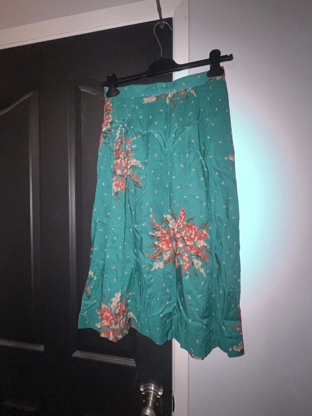 Hedy Vintage Floral Midi Skirt Teal Red